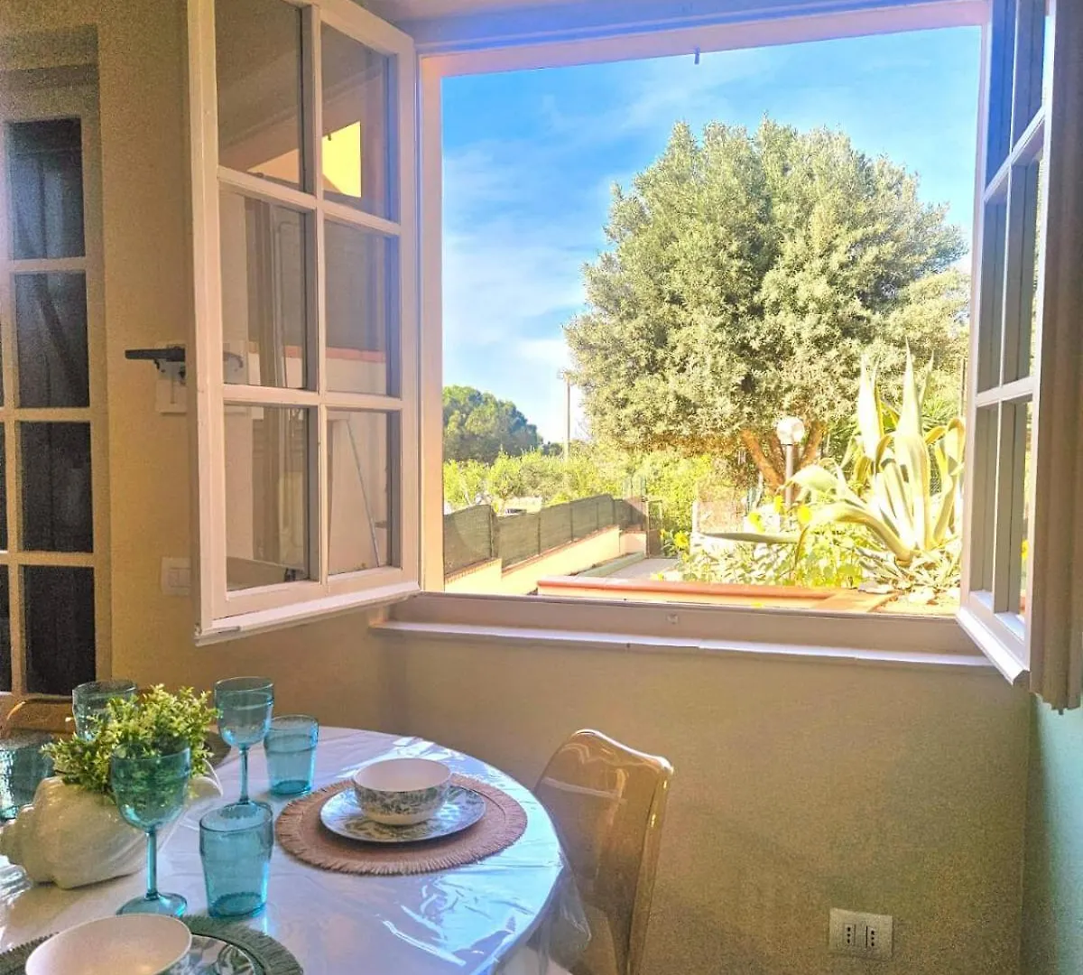 Sea Breeze - Coastal Villa By Hihe Quartu SantʼElena 0*,  Itálie