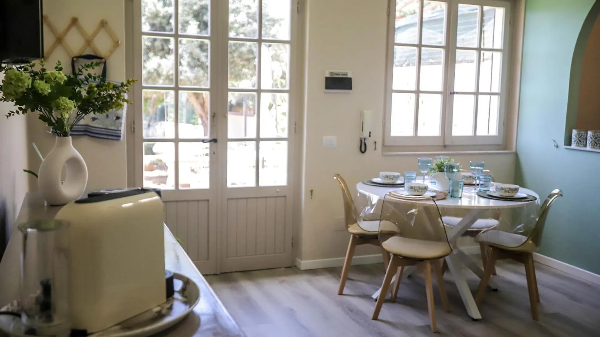 Sea Breeze - Coastal Villa By Hihe Quartu SantʼElena 0*,